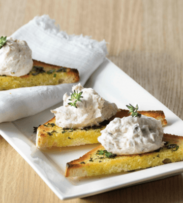 Rezept Thonmousse auf Kräutercroûtons