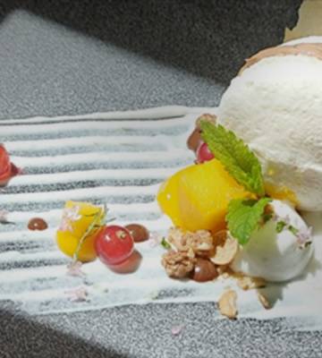 Sweet and sour Macaron