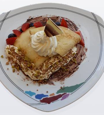 Crêpes fourrées à la mousse de fraise