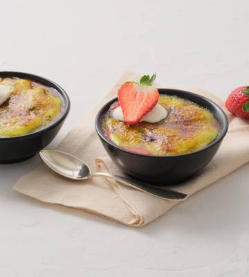 Erdbeer Matcha Catalana